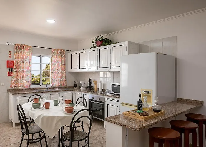 Franco's House, Mar E Serra 公寓 *