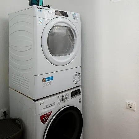 Franco's House, Mar E Serra *